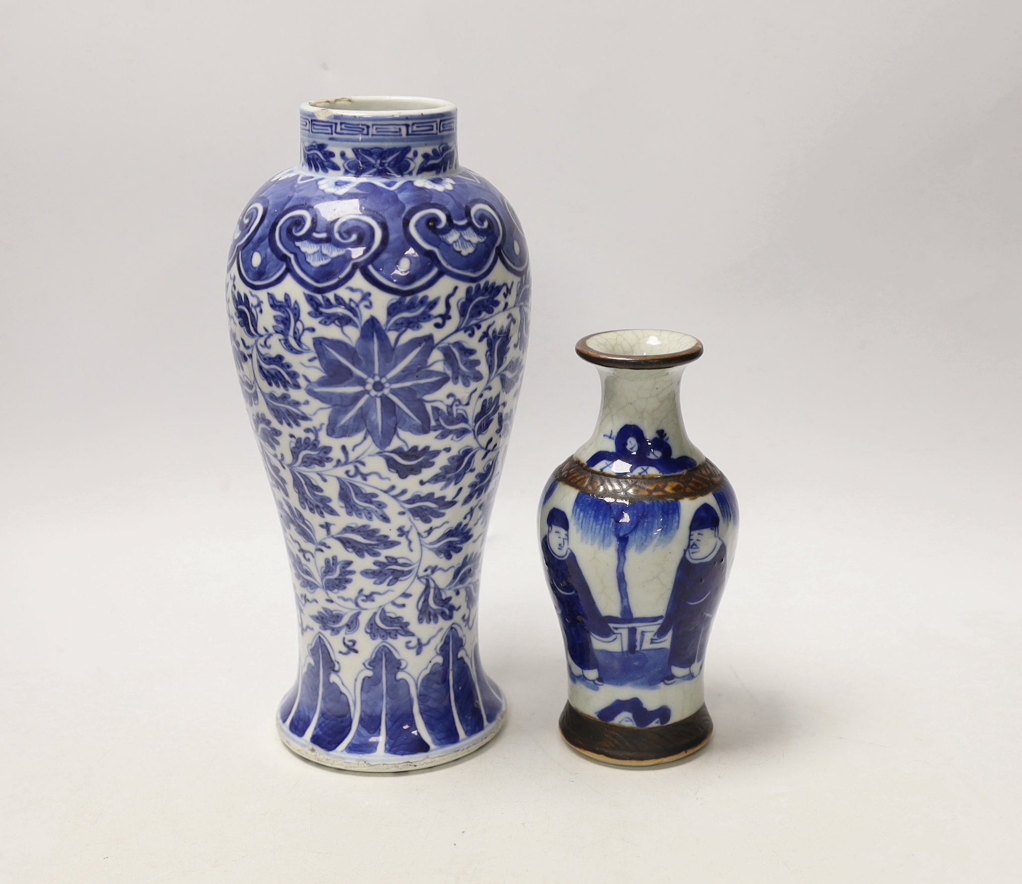 Two Chinese blue and white vases c. 1900, largest 23cm high
